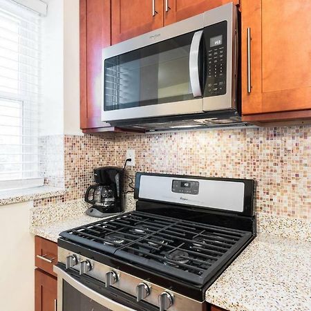 Brooklyn 3 Bedroom 1 Bathroom 8 Minutes To Subway 30 Minutes To Manhattan ニューヨーク エクステリア 写真