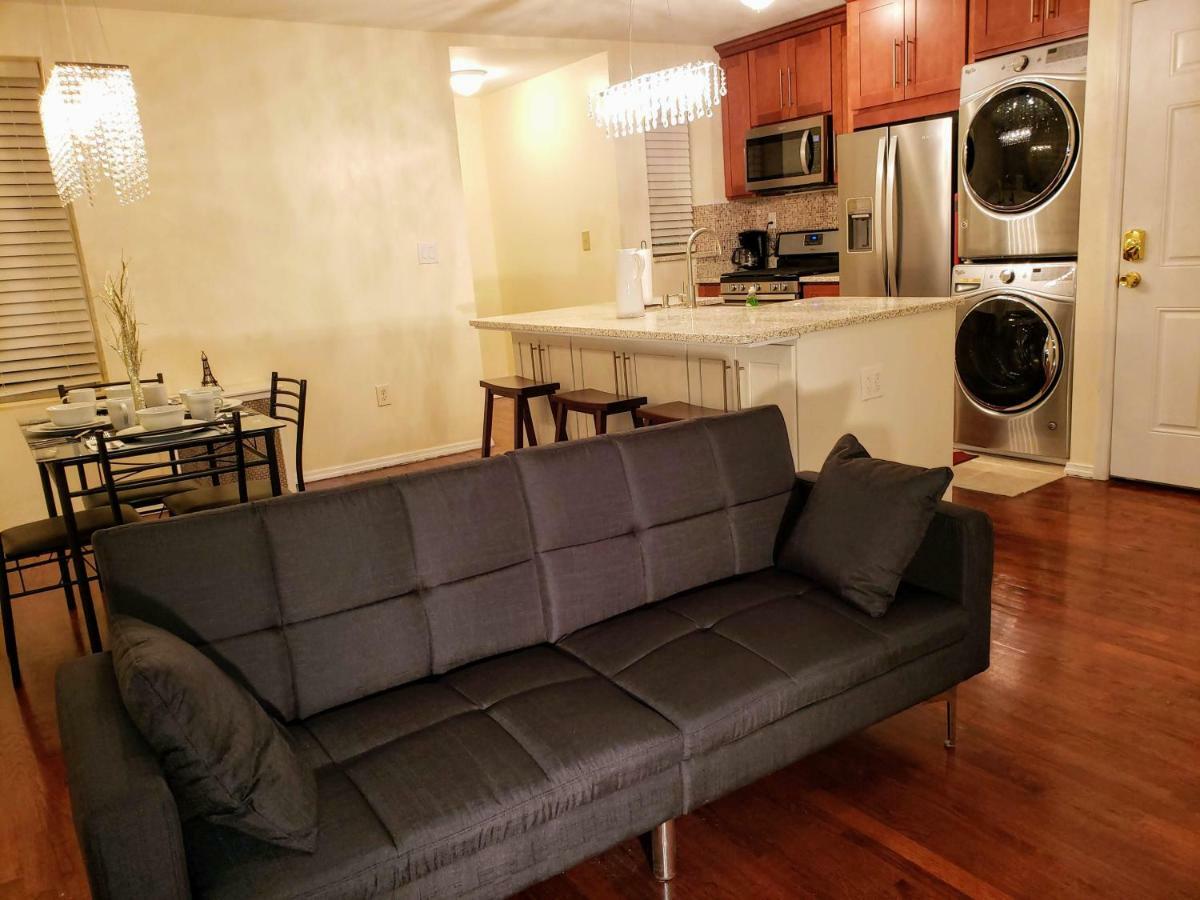 Brooklyn 3 Bedroom 1 Bathroom 8 Minutes To Subway 30 Minutes To Manhattan ニューヨーク エクステリア 写真