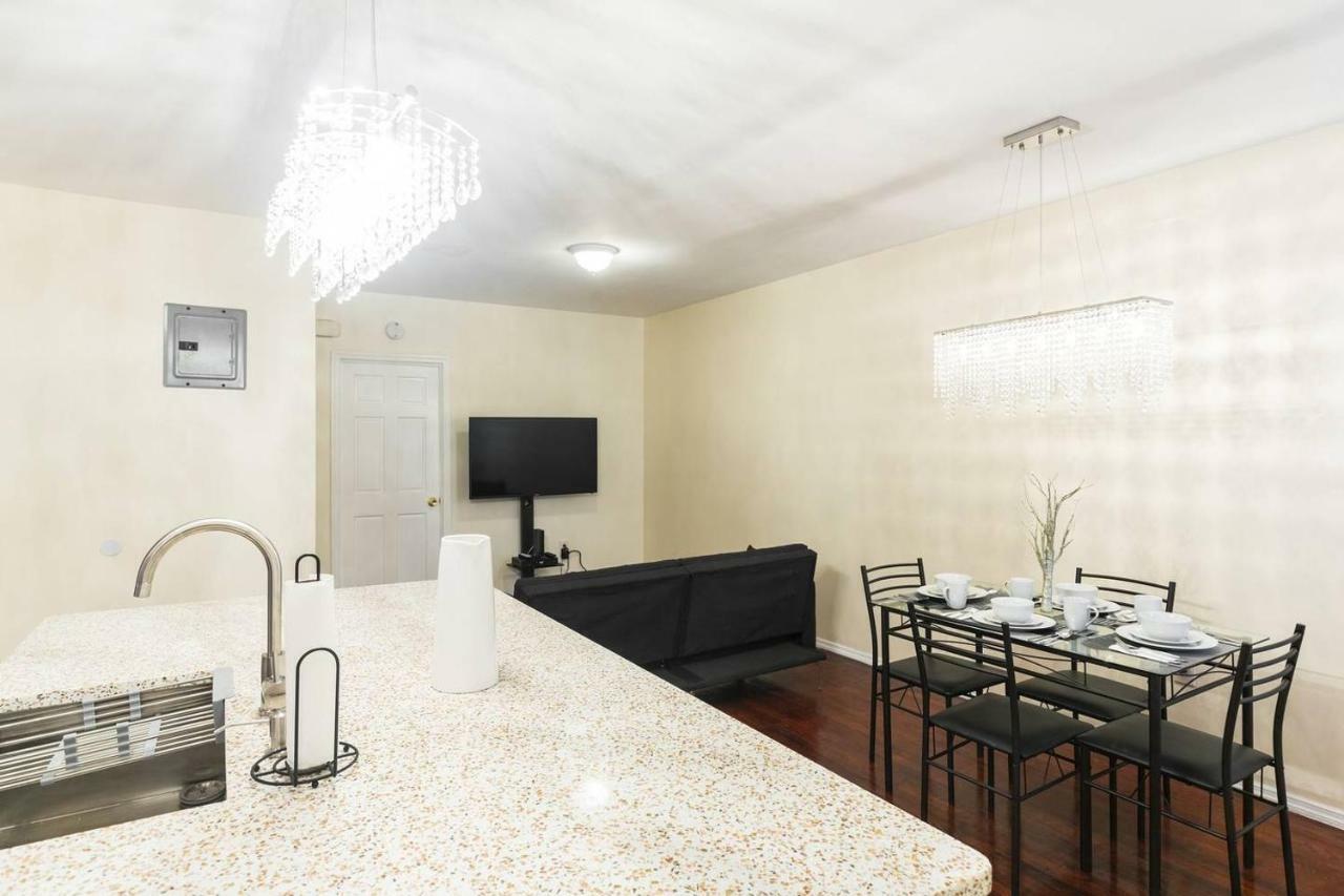 Brooklyn 3 Bedroom 1 Bathroom 8 Minutes To Subway 30 Minutes To Manhattan ニューヨーク エクステリア 写真