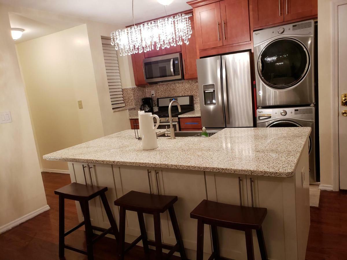 Brooklyn 3 Bedroom 1 Bathroom 8 Minutes To Subway 30 Minutes To Manhattan ニューヨーク エクステリア 写真